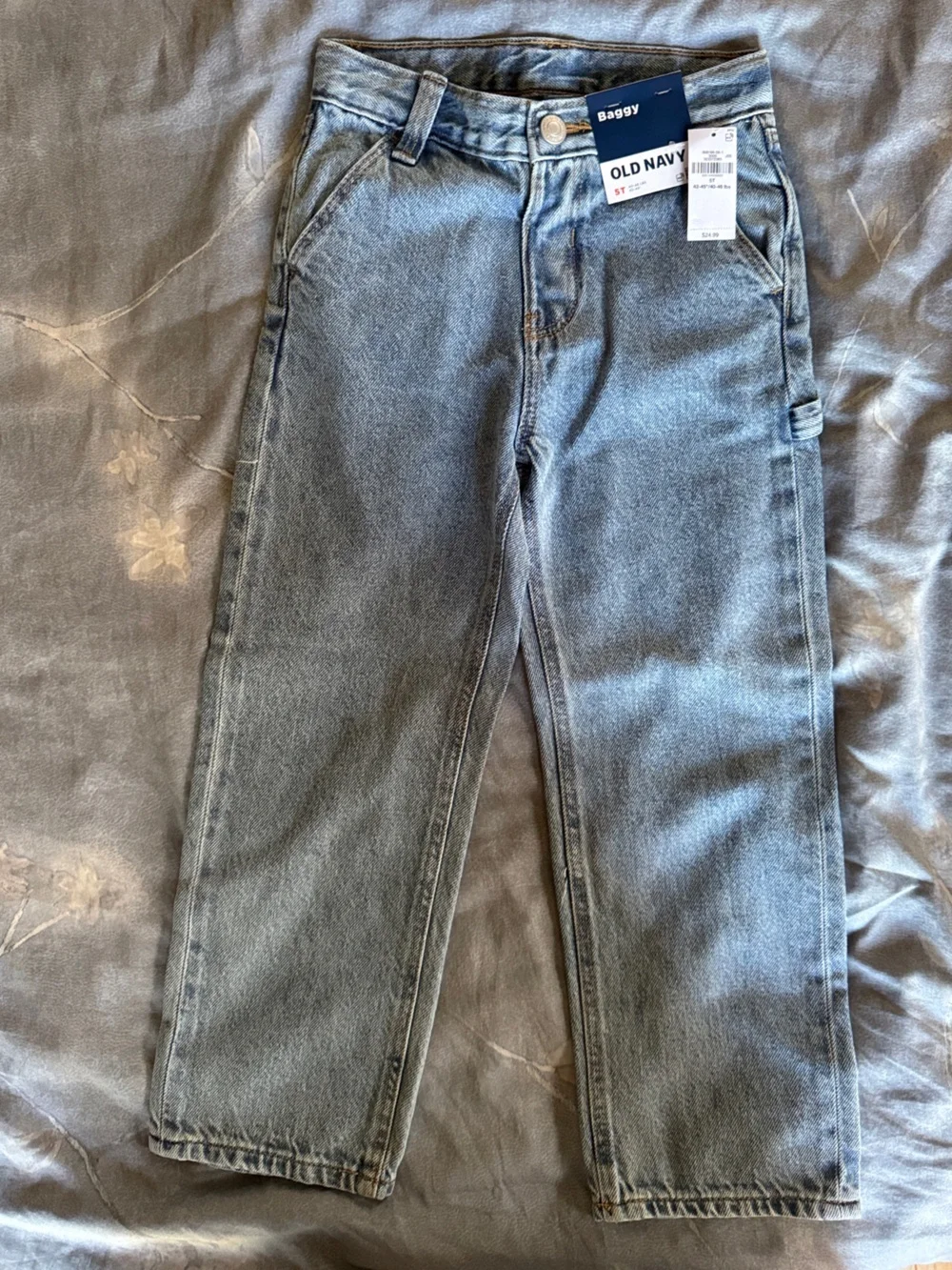 Old Navy Boys baggy jeans size 5 NWT